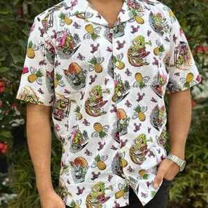 H&M White Casual Button Down Shirt with Playful Print